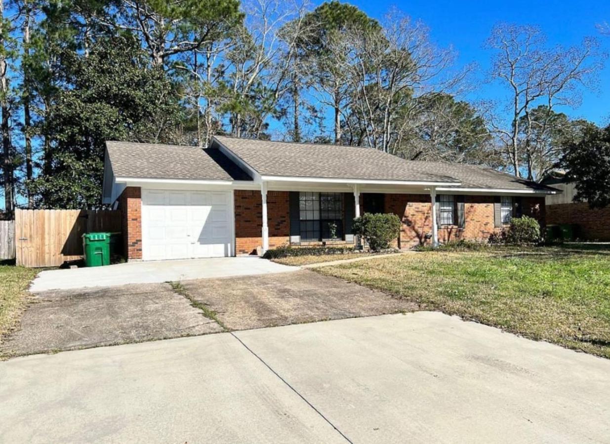 Cozy Ocean Springs Get-Away Villa Exterior photo
